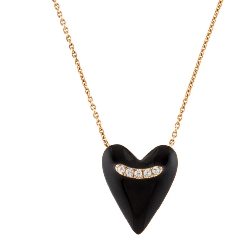 Sold OUT black mejuri heart necklace ❤️